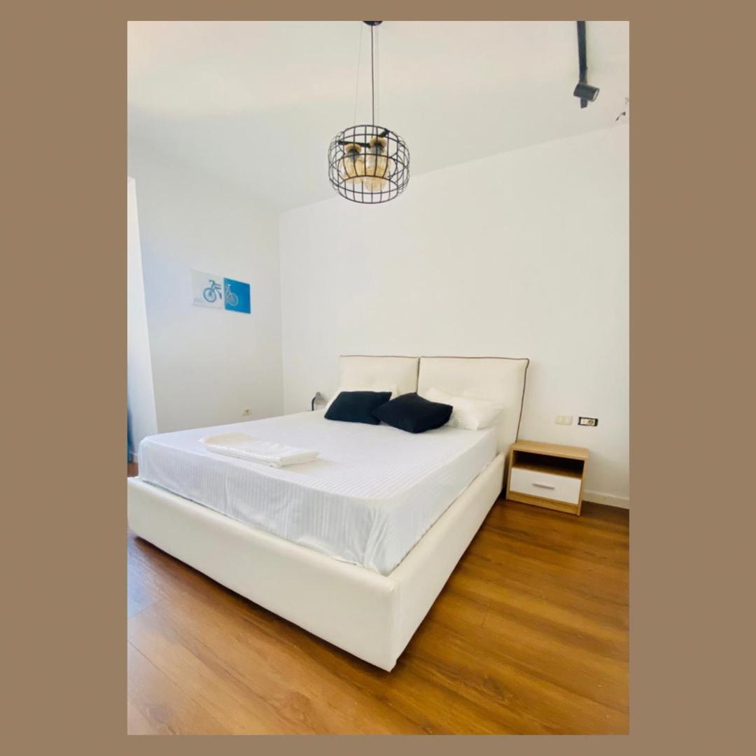 Duka'S Home Tirana Kültér fotó
